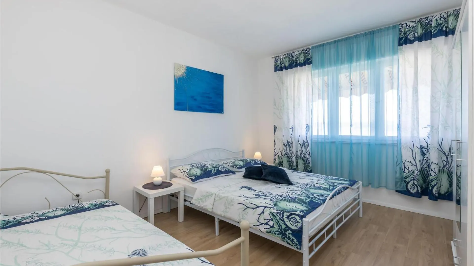 Lovely Apartment In Novi Vinodolski With Wifi