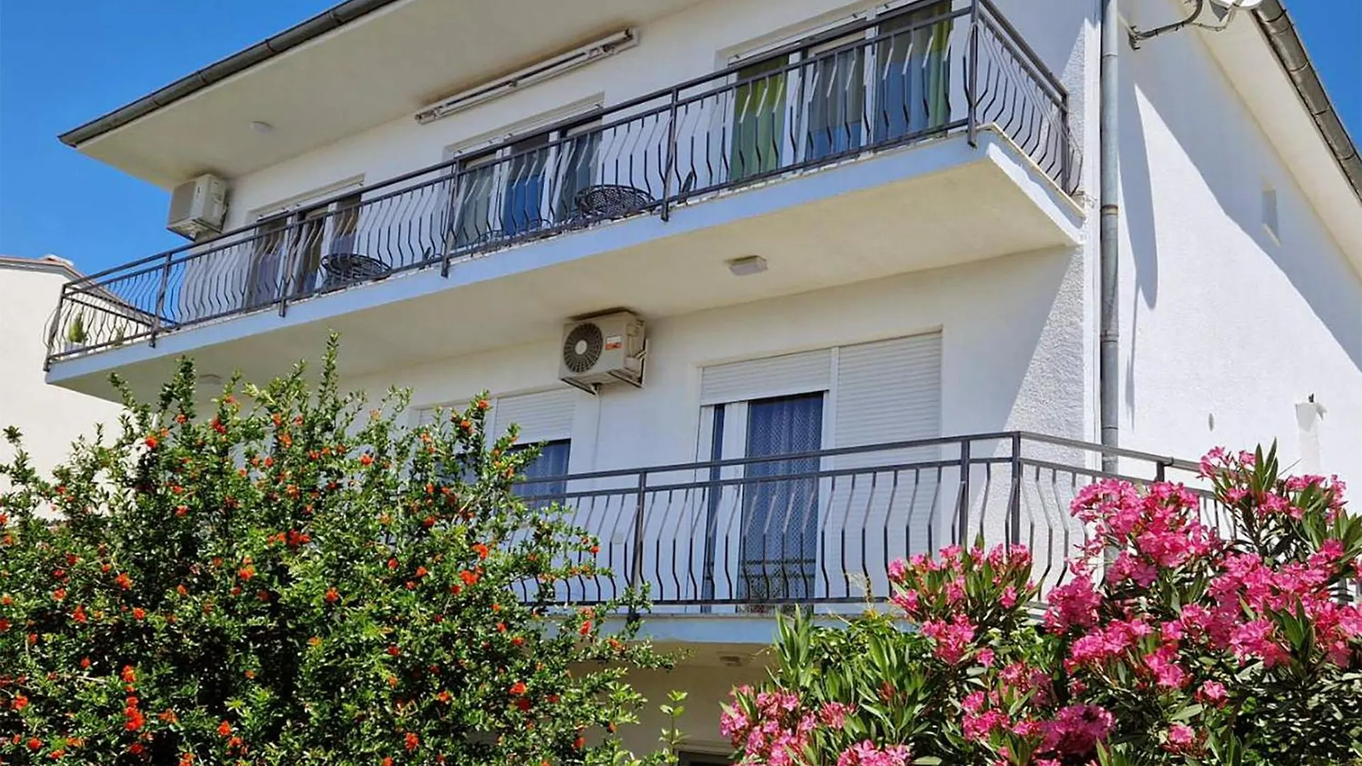 Lovely Apartment In Novi Vinodolski With Wifi 0*,  Chorvatsko