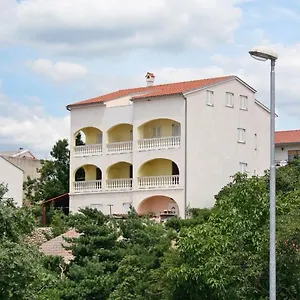 With A Parking Space - 5526 Apartman