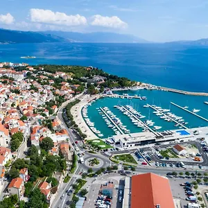 Nena Apartman